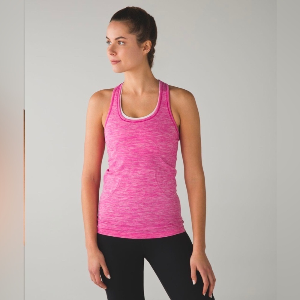 Lululemon Swiftly Tech‎ Racerback Pink size 8